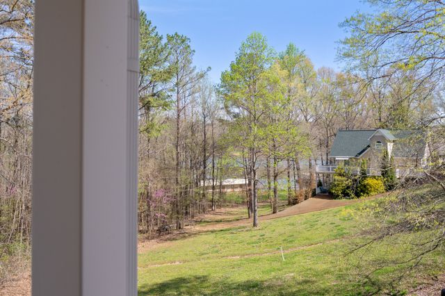 48 Old Pump Station Rd, Linden, TN 37096