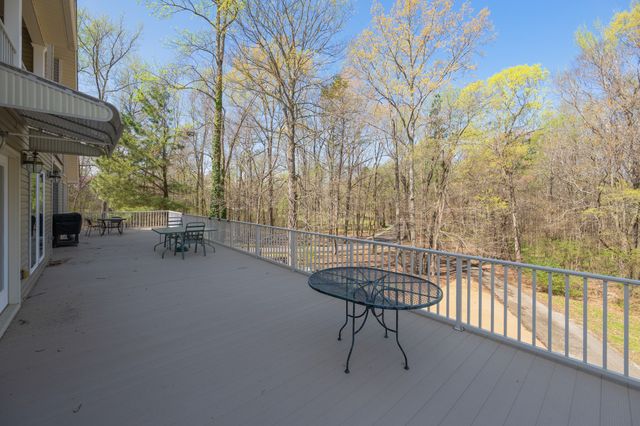 48 Old Pump Station Rd, Linden, TN 37096