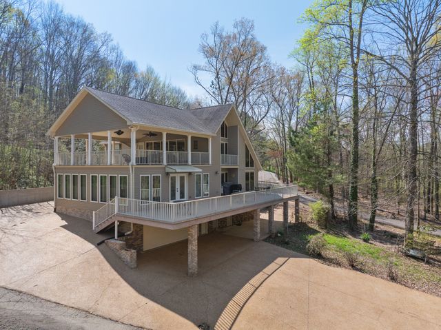 48 Old Pump Station Rd, Linden, TN 37096