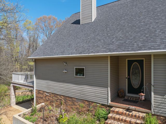 48 Old Pump Station Rd, Linden, TN 37096