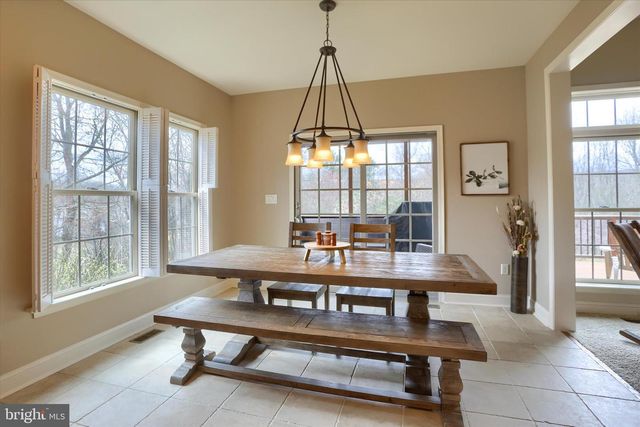 1720 SAWYER LN, Mechanicsburg, PA 17050