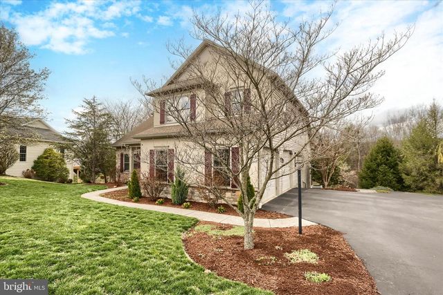 1720 SAWYER LN, Mechanicsburg, PA 17050