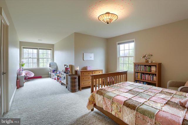 1720 SAWYER LN, Mechanicsburg, PA 17050