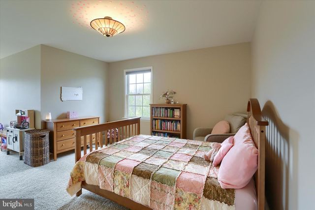 1720 SAWYER LN, Mechanicsburg, PA 17050