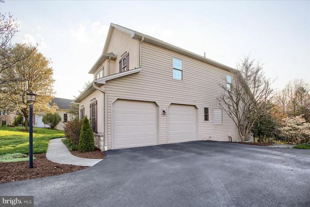 1720 SAWYER LN, Mechanicsburg, PA 17050