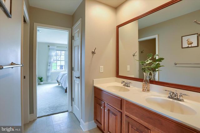 1720 SAWYER LN, Mechanicsburg, PA 17050