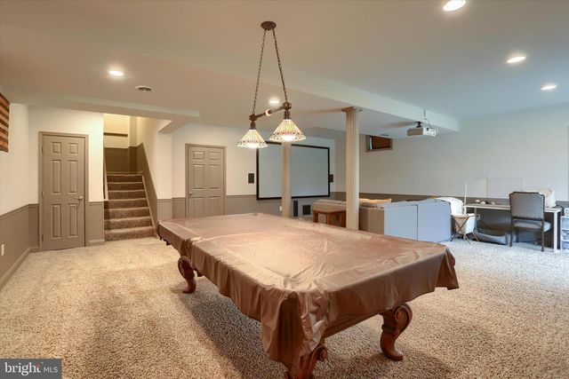 1720 SAWYER LN, Mechanicsburg, PA 17050