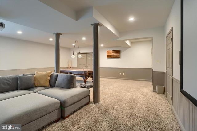 1720 SAWYER LN, Mechanicsburg, PA 17050