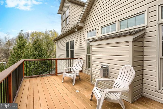 1720 SAWYER LN, Mechanicsburg, PA 17050