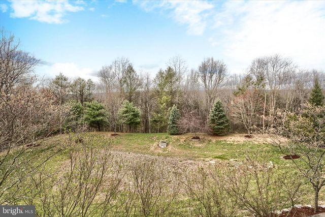 1720 SAWYER LN, Mechanicsburg, PA 17050