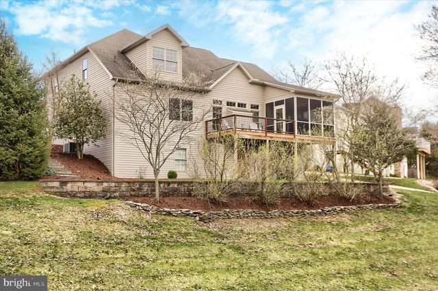 1720 SAWYER LN, Mechanicsburg, PA 17050