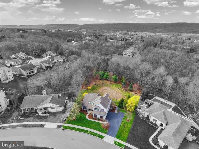 1720 SAWYER LN, Mechanicsburg, PA 17050