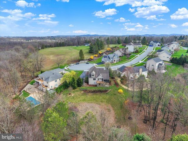 1720 SAWYER LN, Mechanicsburg, PA 17050