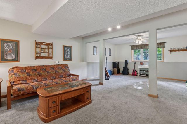 514 Miller Lane, Northfield, MN 55019