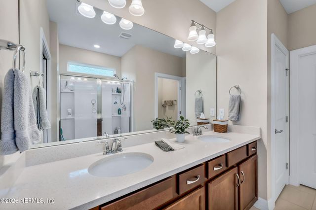 11140 CITY FRONT Drive, Jacksonville, FL 32256