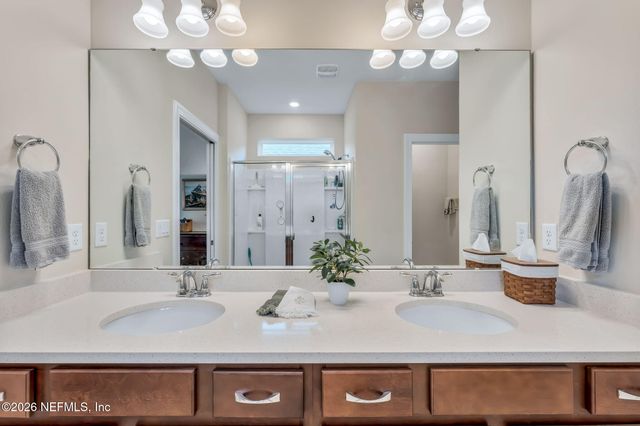 11140 CITY FRONT Drive, Jacksonville, FL 32256
