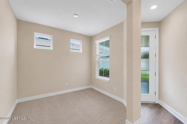 11140 CITY FRONT Drive, Jacksonville, FL 32256