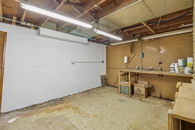 3112 Sheridan Avenue, Des Moines, IA 50310