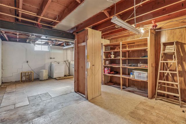 3112 Sheridan Avenue, Des Moines, IA 50310