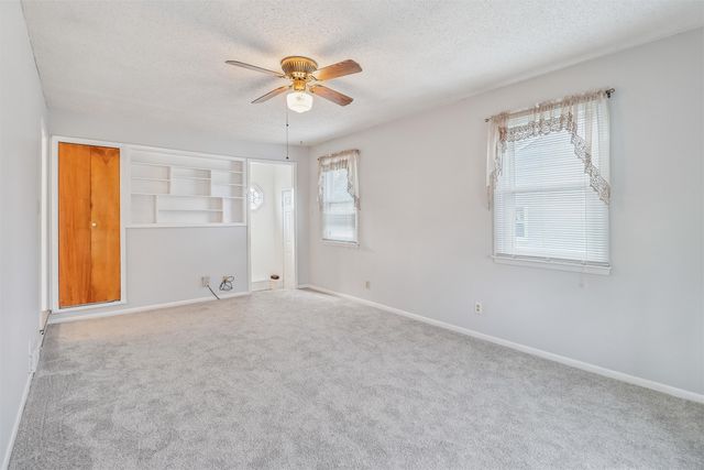 3112 Sheridan Avenue, Des Moines, IA 50310