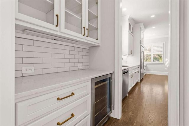 925 Sunny Meadows Lane, Marietta, GA 30062