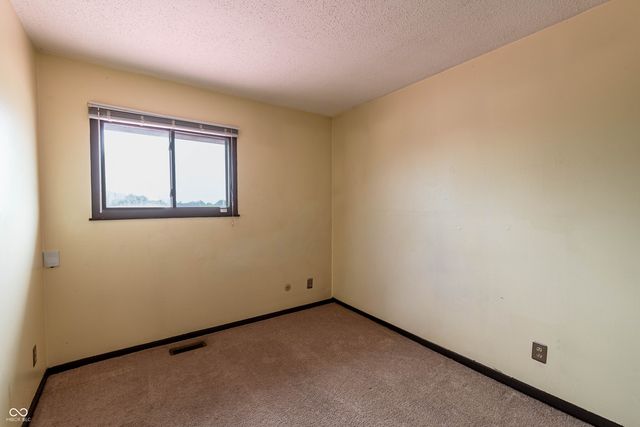 8342 Paso Del Norte Court, Indianapolis, IN 46227