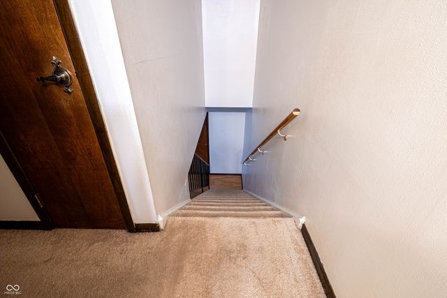 8342 Paso Del Norte Court, Indianapolis, IN 46227