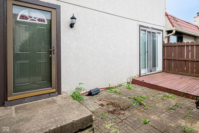 8342 Paso Del Norte Court, Indianapolis, IN 46227