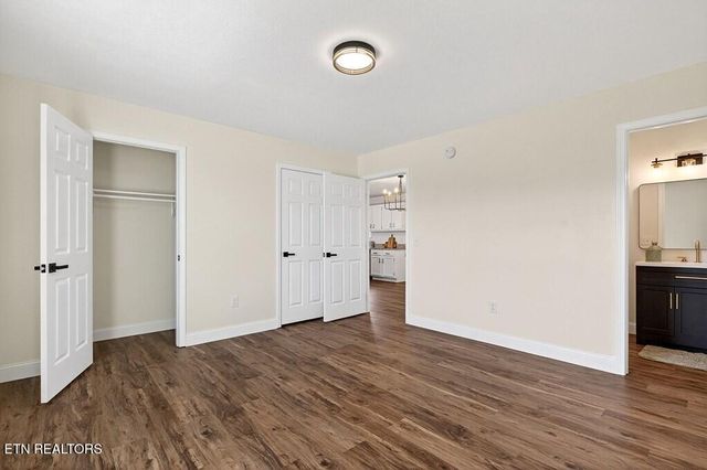 498 LOW GAP ROAD Rd, Sparta, TN 38583