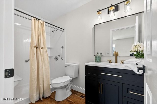 498 LOW GAP ROAD Rd, Sparta, TN 38583