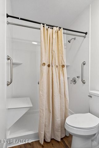 498 LOW GAP ROAD Rd, Sparta, TN 38583