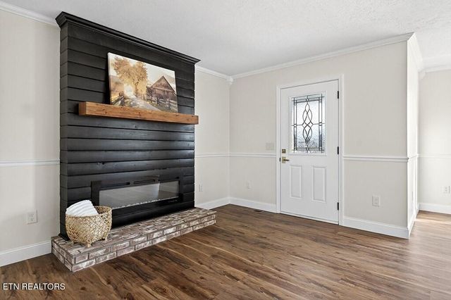 498 LOW GAP ROAD Rd, Sparta, TN 38583