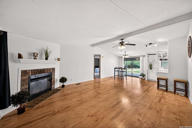 147 County Road 6841, Lytle, TX 78052