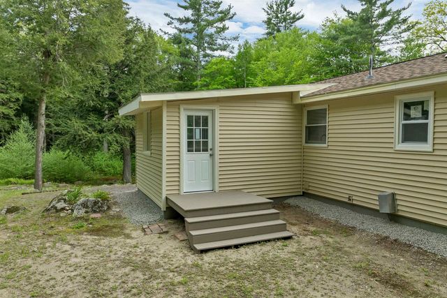 34 Hollings Road, Webster, NH 03303