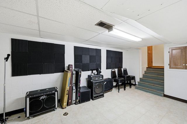 2445 Haverford Road, Columbus, OH 43220