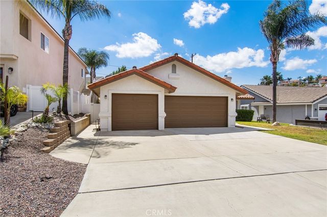 29101 Vacation, Canyon Lake, CA 92587