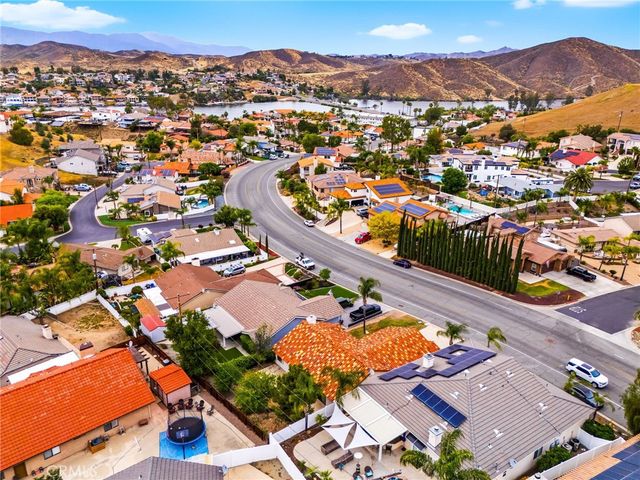 29101 Vacation, Canyon Lake, CA 92587