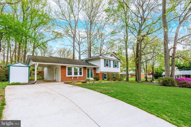 8717 HIGDON DR, Vienna, VA 22182