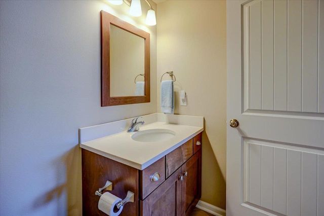 490 Wynnwood Drive, Verona, WI 53593