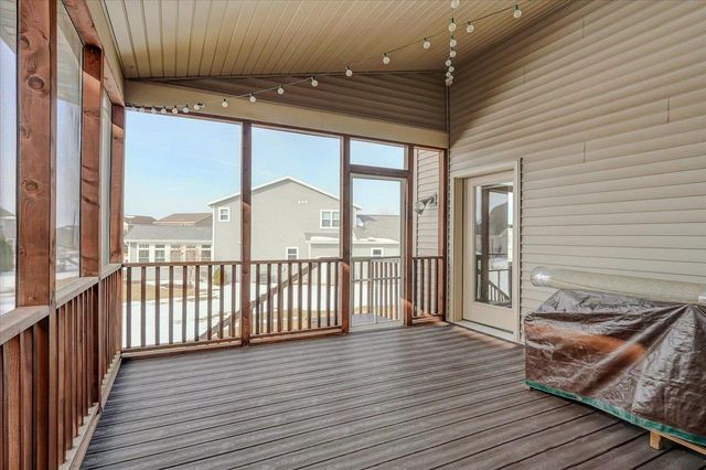 490 Wynnwood Drive, Verona, WI 53593