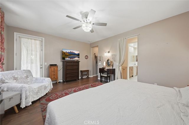 28382 Beacon Bay Circle, Menifee, CA 92585
