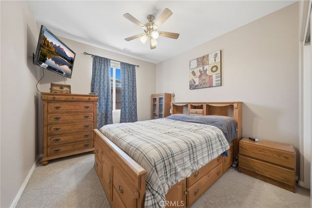 28382 Beacon Bay Circle, Menifee, CA 92585