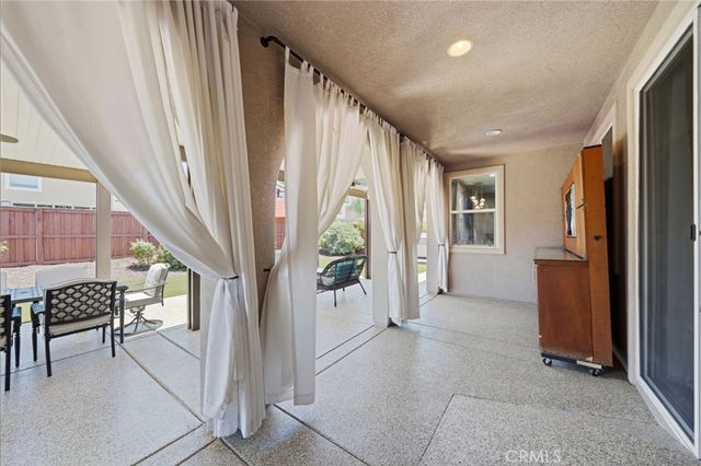 28382 Beacon Bay Circle, Menifee, CA 92585