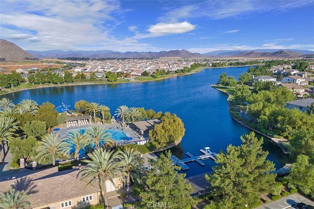 28382 Beacon Bay Circle, Menifee, CA 92585