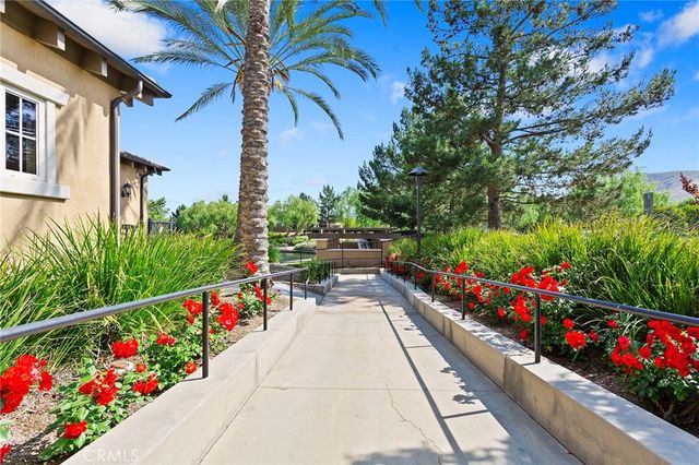 28382 Beacon Bay Circle, Menifee, CA 92585