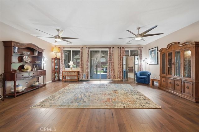 28382 Beacon Bay Circle, Menifee, CA 92585