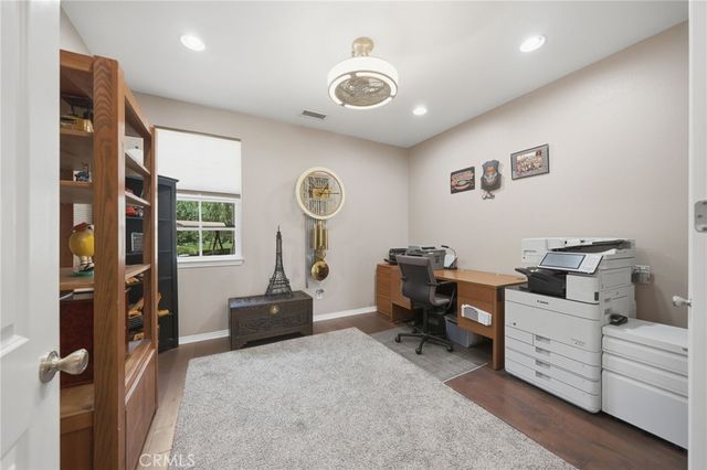 28382 Beacon Bay Circle, Menifee, CA 92585