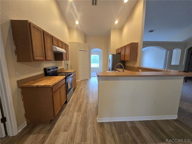 43 Matricaria Court, Homosassa, FL 34446