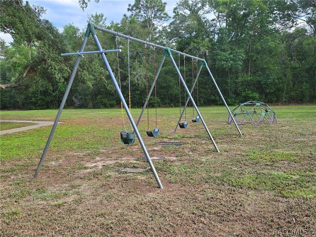 43 Matricaria Court, Homosassa, FL 34446