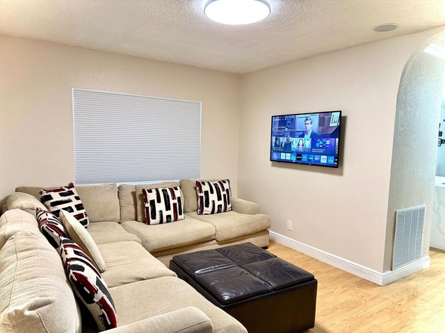 3290 SW 131st Terrace, Davie, FL 33330